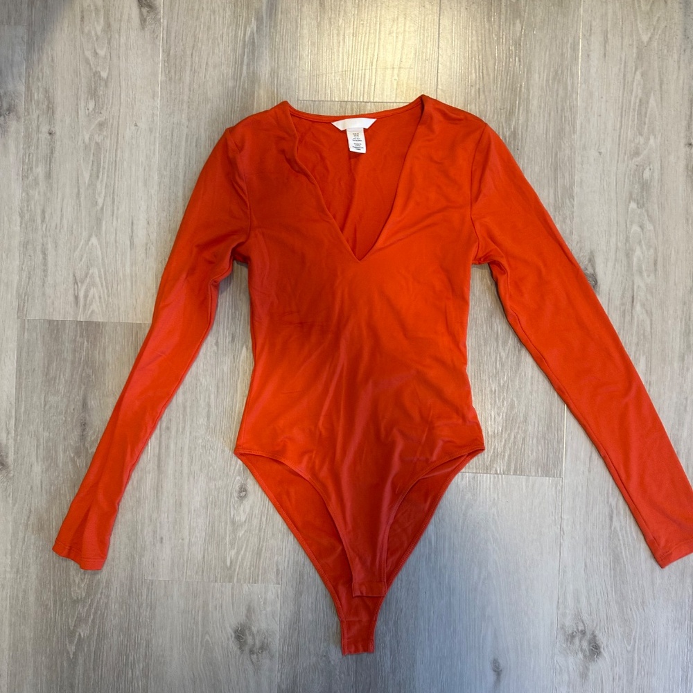 Women's clothes: mostly Zara, some Garage, Tommy Hilfiger, Aldo and River Island